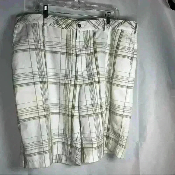 Ping Other - Ping size 40 golf shorts